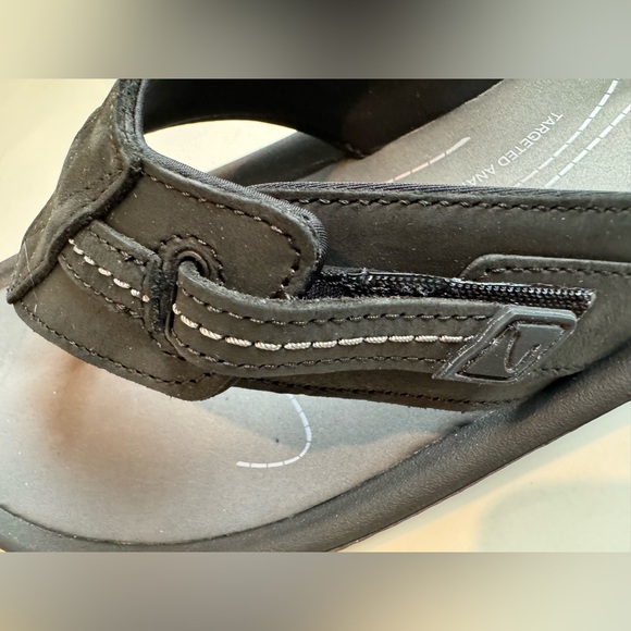 Men’s Clark’s Wesley Sun Black size 11 adjustable Velcro - Picture 5 of 8